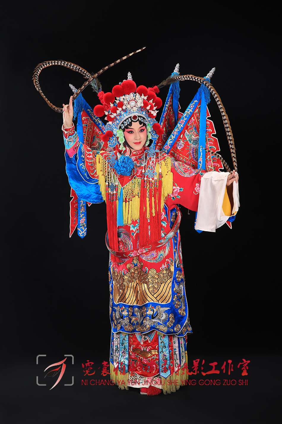 京剧《穆桂英挂帅,是京剧大师梅兰芳等艺术家于1959年由同名豫剧